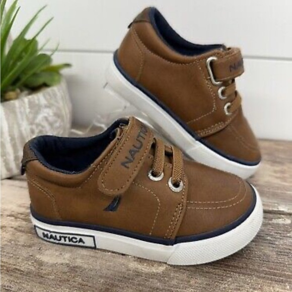 Nautica Other - Nautica Toddler Berrian Dress Sneaker- Size 8 Toddler-Tan Navy White HK/LP EUC